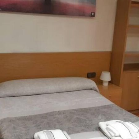 Апартаменты Precioso!! Apartamento En El Centro De Сабадель Экстерьер фото